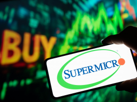 美超微遭甲骨文取消14億美元大單，共同創辦人走私醜聞成導火線…傳「這家台廠」有望接手成最大贏家